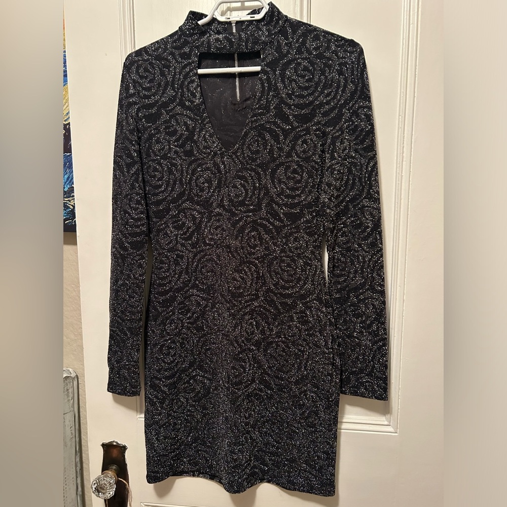 Guess stretchy sparkly dress size M.